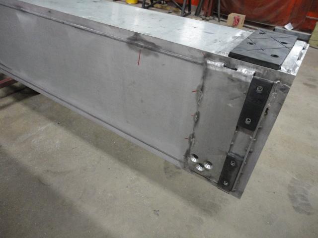 Boom sections repaired w/ new wear pads
